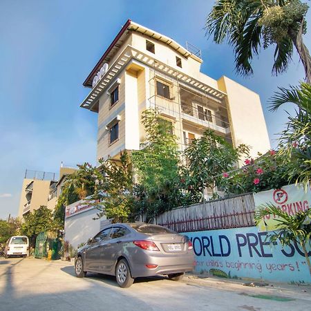 Oyo 431 Apollo 11 Apartelle Pasay Exterior photo