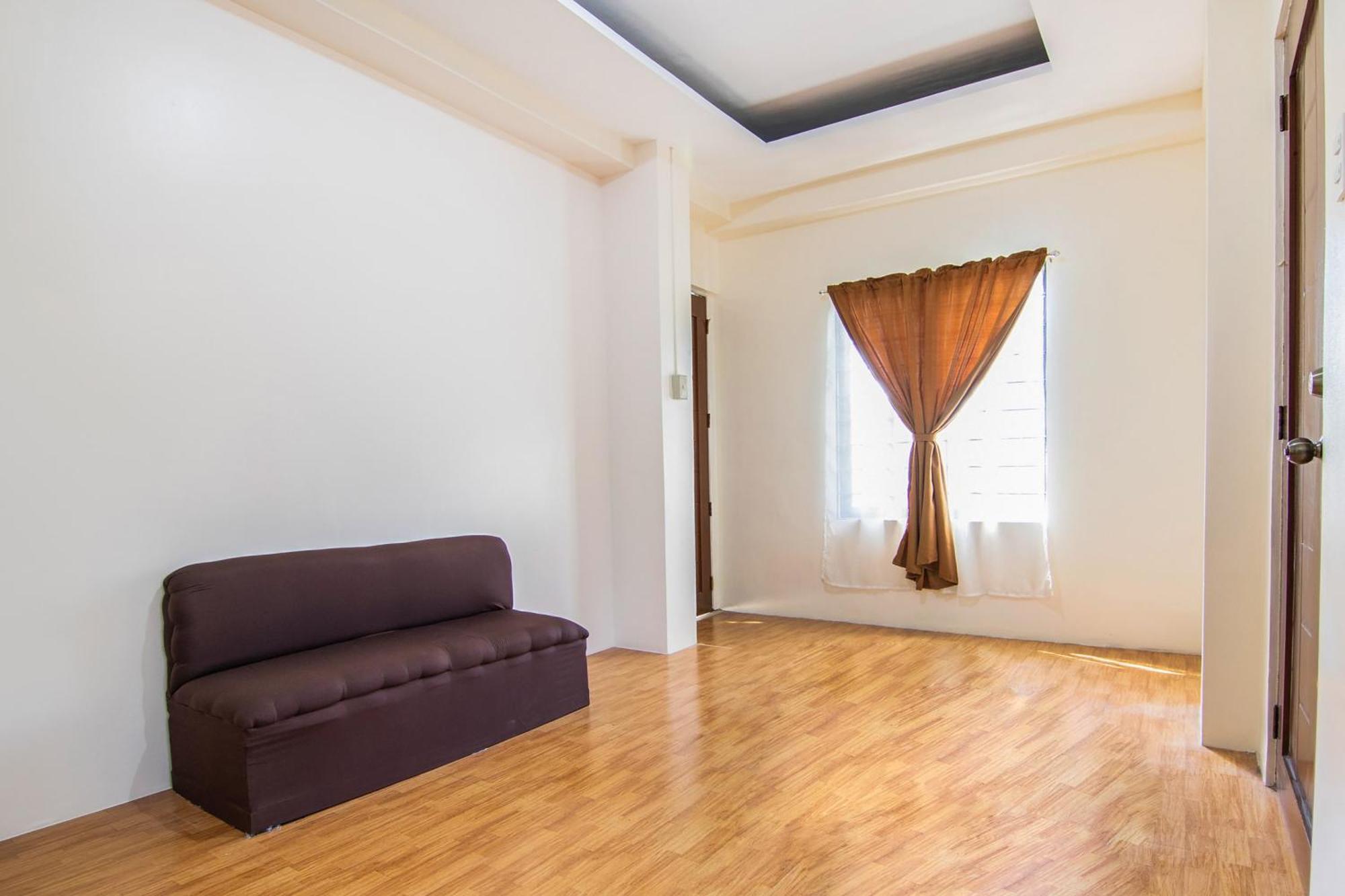 Oyo 431 Apollo 11 Apartelle Pasay Exterior photo